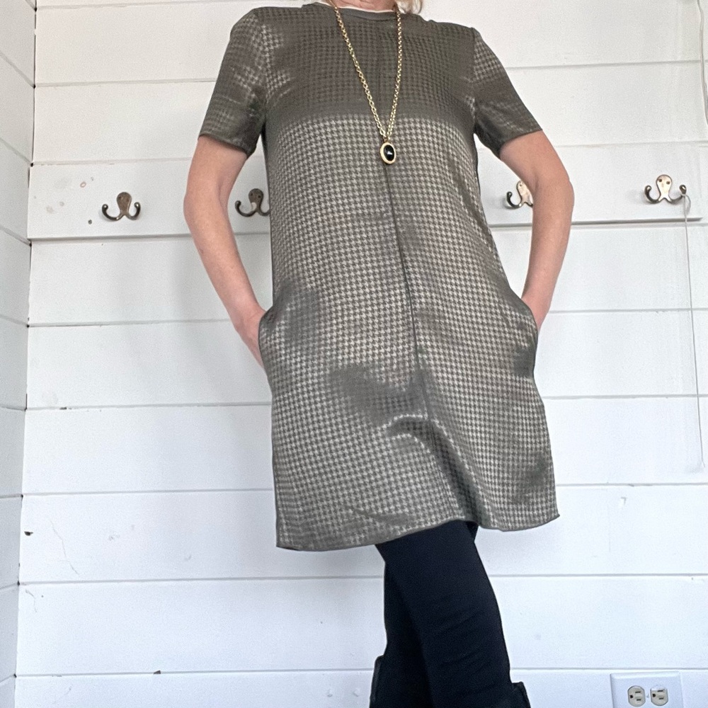 Rag & Bone Ali Houndstooth Shift Dress in Olive. Size XS.
